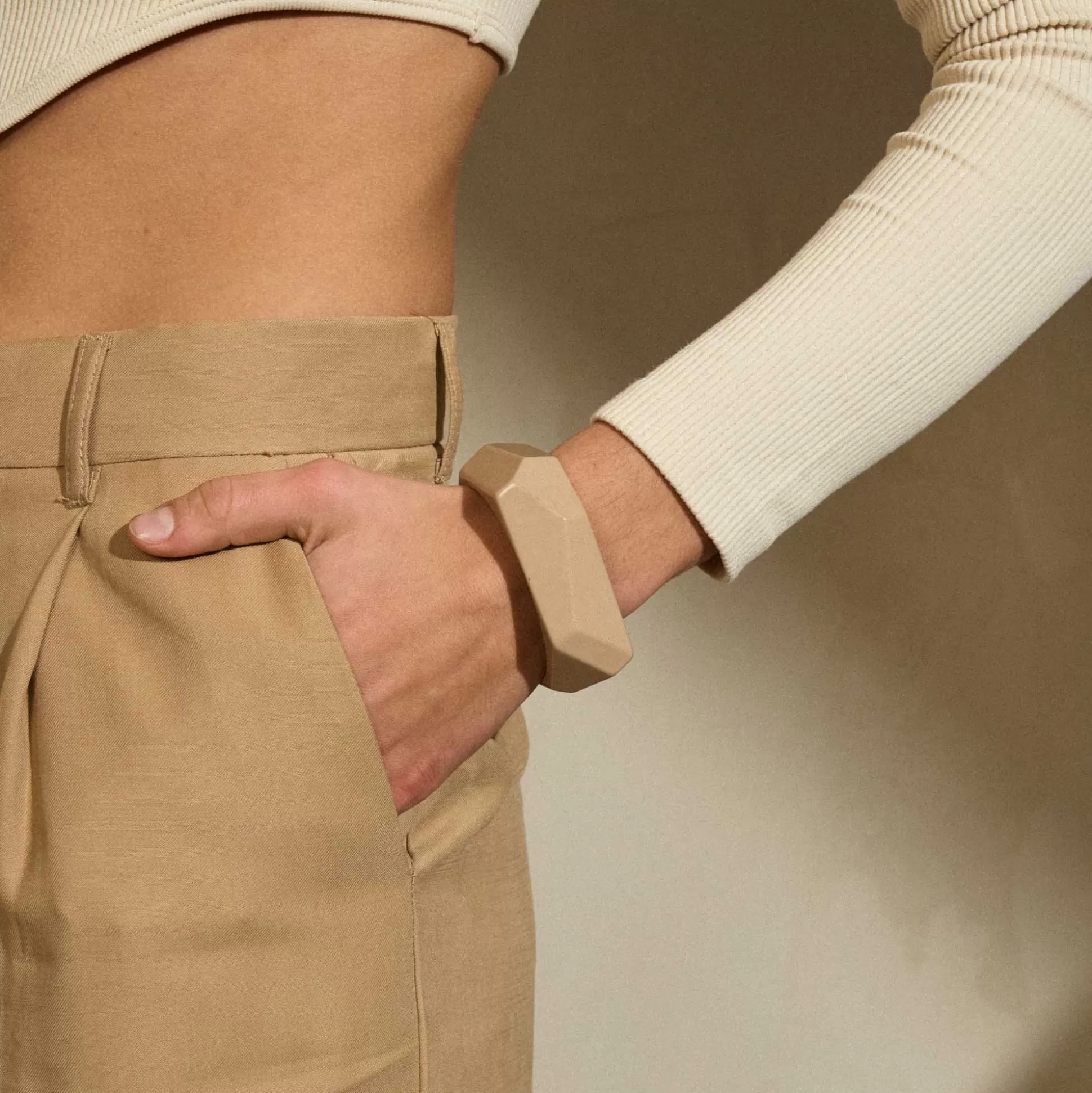 Vanessa Baroni Asymmetric Bangle Beige* Bracelets