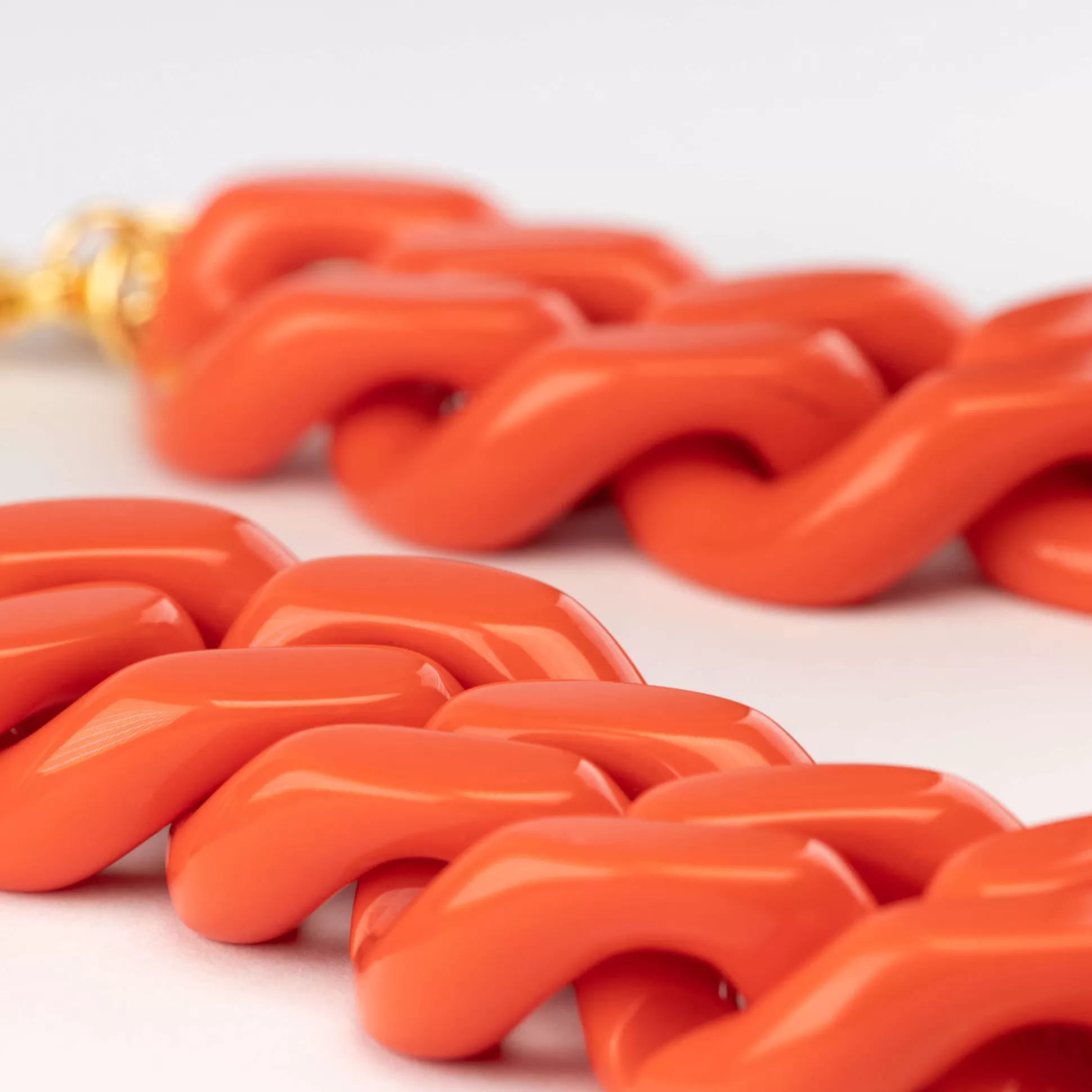 Vanessa Baroni Flat Chain Necklace Coral* Chaines