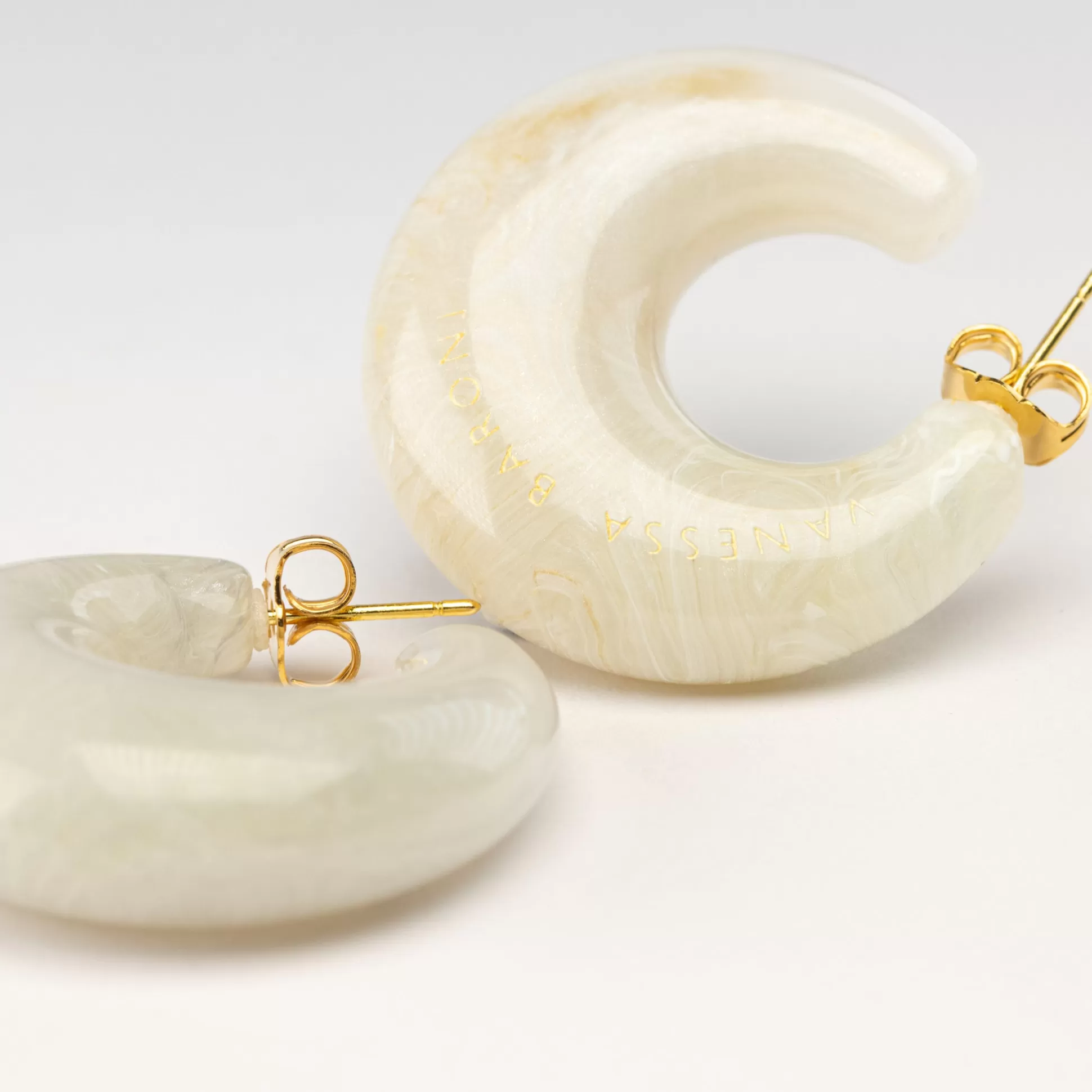 Vanessa Baroni Moon Earring White Marble* Boucles D Oreilles